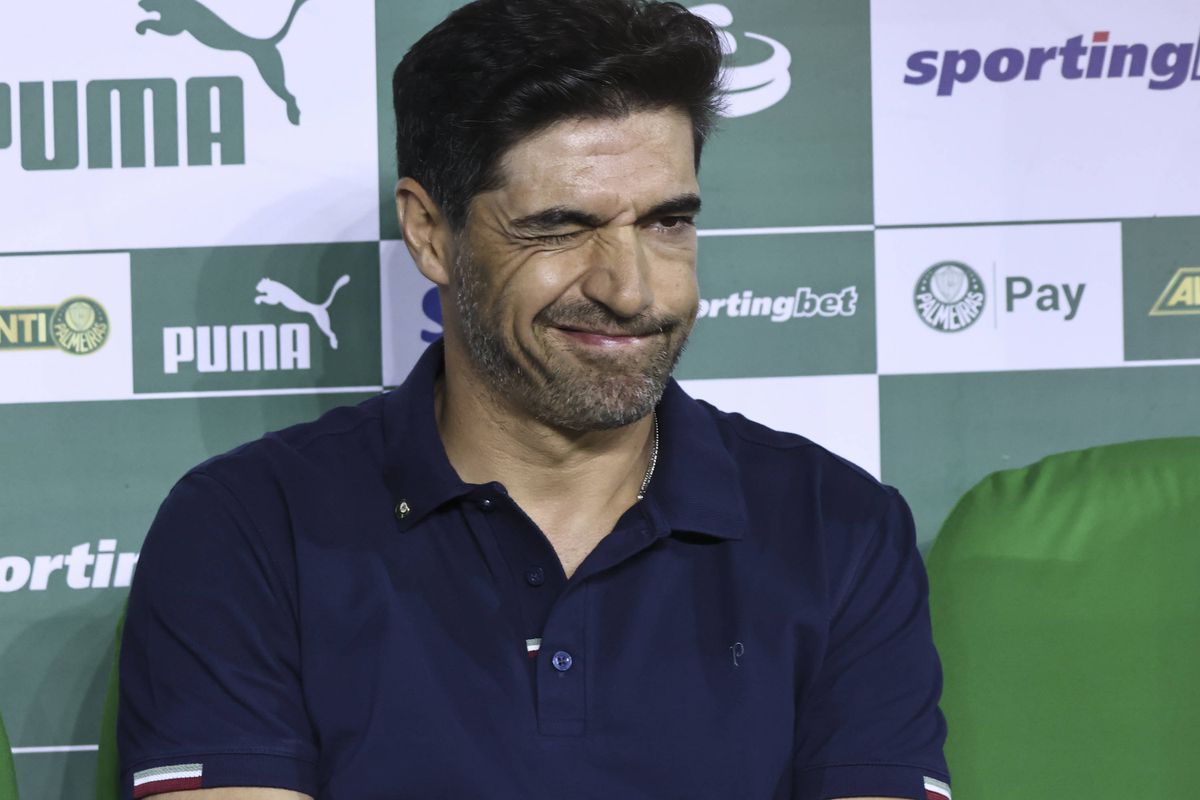 Abel Ferreira já na máxima força à espera do FC Porto  
