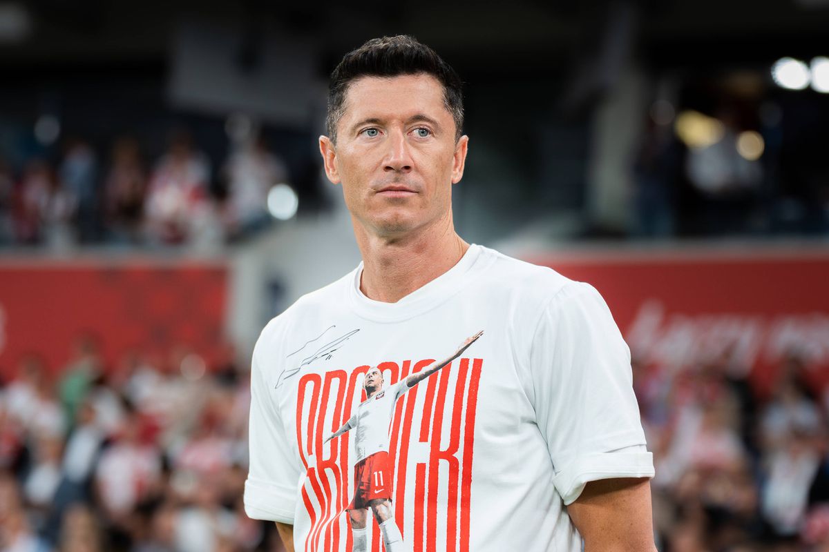 Caos na Polónia: Lewandowski perde braçadeira de capitão e renuncia à seleção