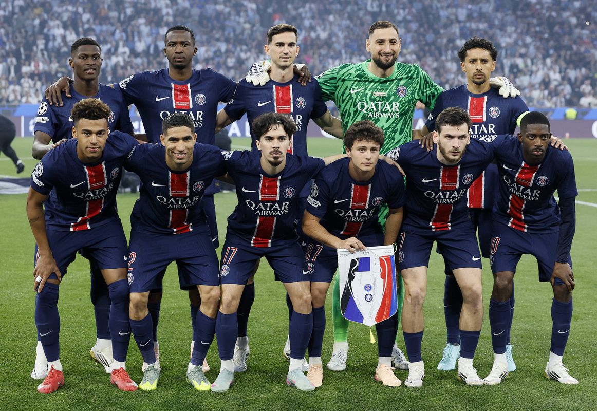 Vitinha e uma inspiração especial: o novo equipamento do PSG (fotogaleria)