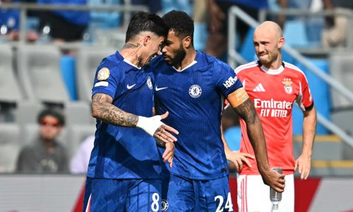 Chelsea avança em jogo com 2h de paralisação e pega Palmeiras no Mundial