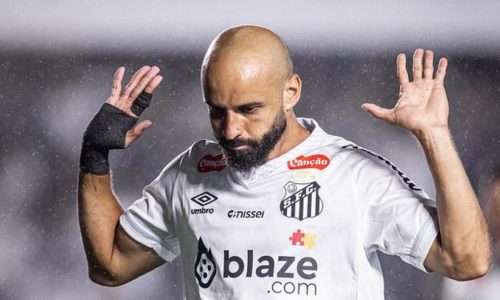 Athletico Paranaense tem interesse na contratação de Thaciano, do Santos