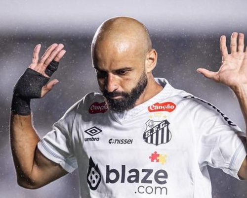 Athletico Paranaense tem interesse na contratação de Thaciano, do Santos