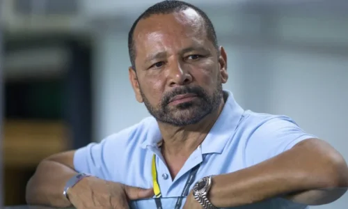 Neymar Pai faz questionamento ao Santos sobre renovação