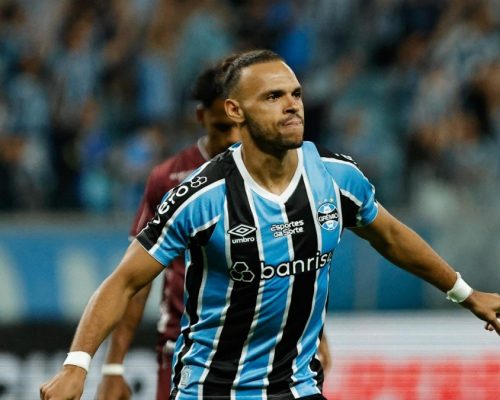 Grêmio acerta a renovação de contrato com Braithwaite