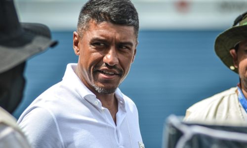 Paulinho revela ter rejeitado propostas de Sport, Santos e Seleção Brasileira