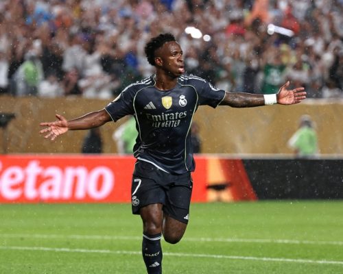 Real Madrid vence o Salzburg, avança em 1º do grupo, enquanto austríacos são eliminados