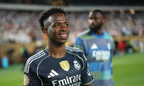 Vini Jr. quebra jejum, revela incômodos físicos e fala de adaptação a Xabi Alonso